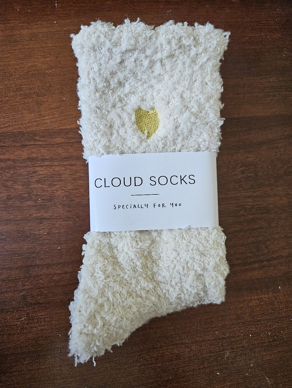 NEW Cream Colored Super Soft Cloud Socks Gold Hearts